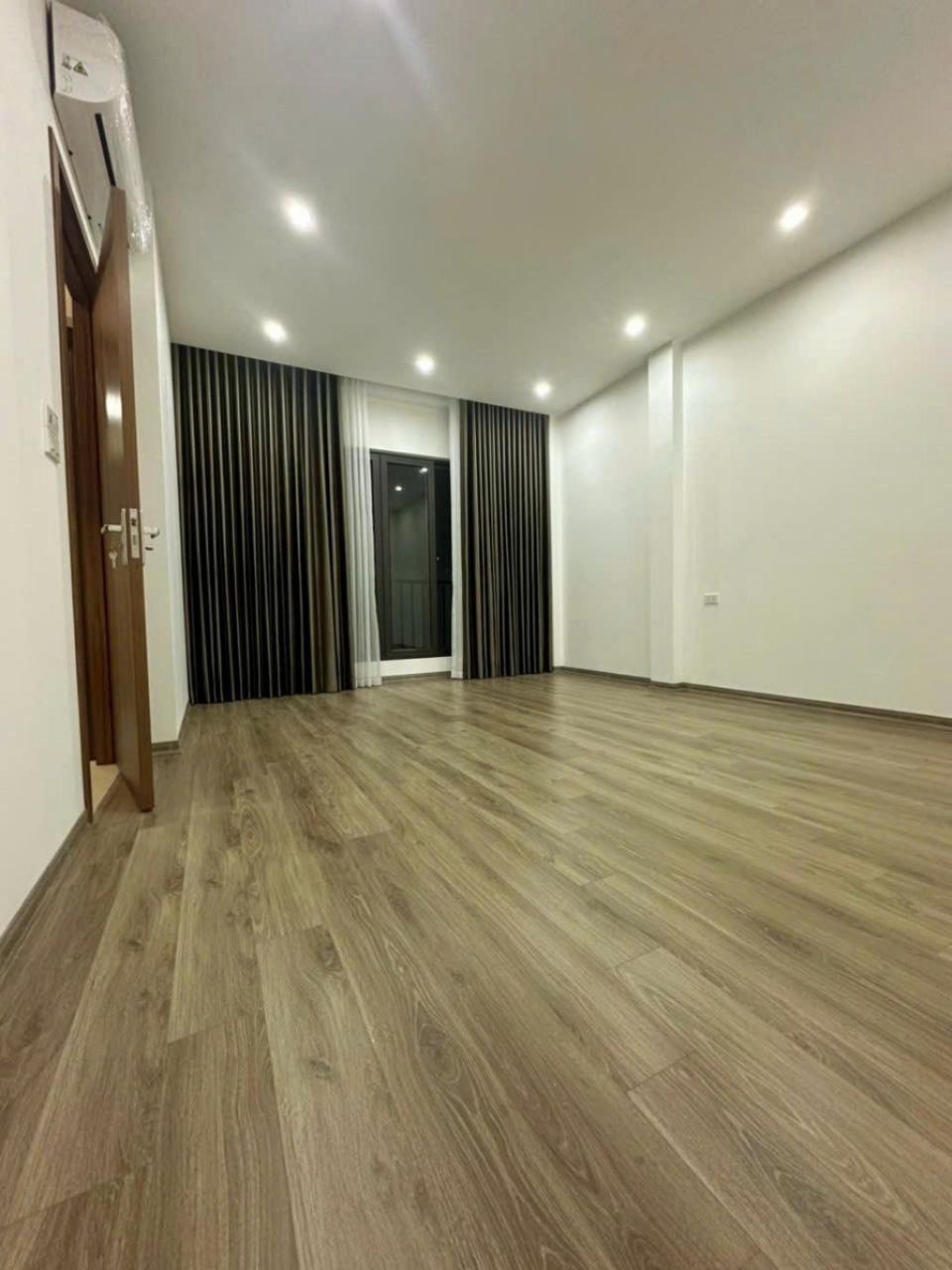 BÁN NHÀ CẦU ĐƠ-HÀ ĐÔNG, NHÀ MỚI 5 TẦNG, 7.X TỶ - Ảnh 2