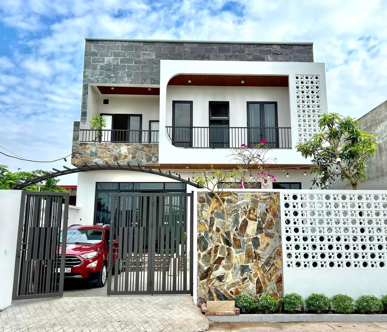 Nhà gần bến xe miền tây mới giá hời chỉ với 900 triệu - Ảnh chính