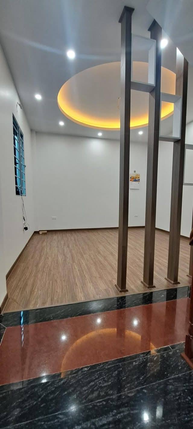 BÁN NHÀ KHU PHAN XÍCH LONG - 46M2 - 5 TẦNG - 5 PN - 4 WC - SỔ VUÔNG - DỄ CẢI TAO 7 PN - PHÙ HỢP Ở - Ảnh 2