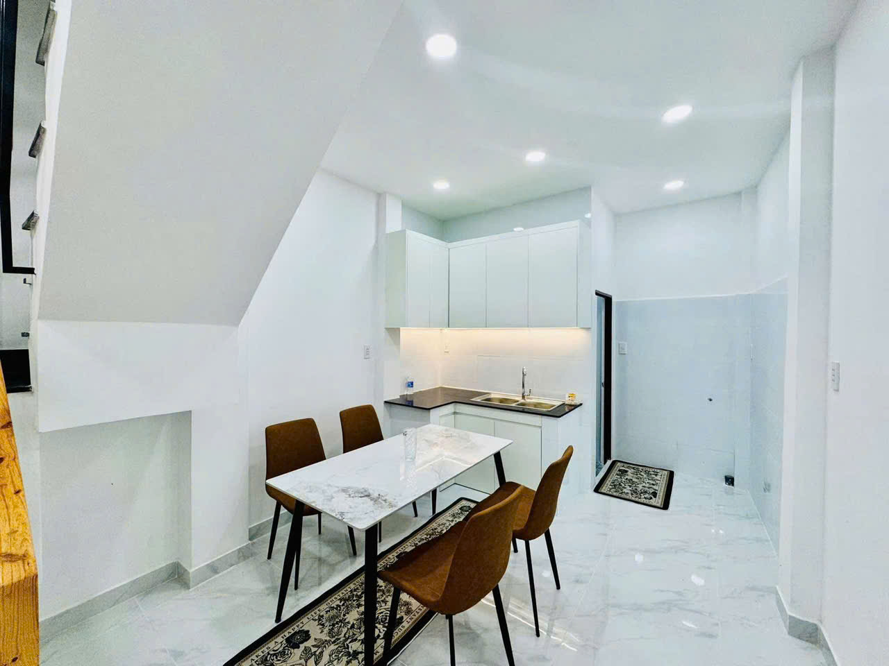 BÁN NHÀ BÙI ĐÌNH TÚY - P.24 - 32M2( 3,5X8.2) - HXH THÔNG KINH DOANH - 1 TRỆT 1 LẦU - 2 PN -MỚI Ở - Ảnh 2