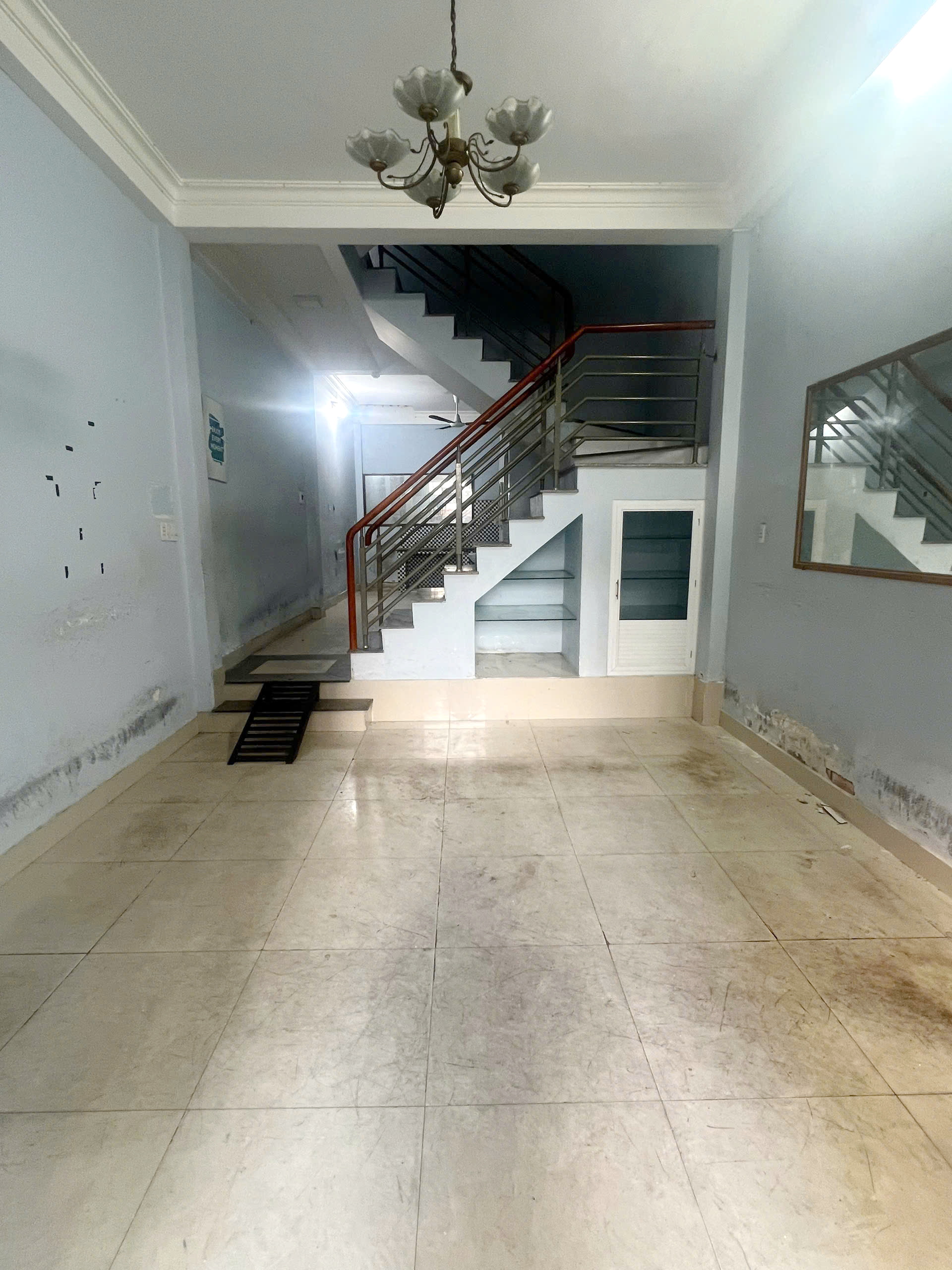 Bán CHDV 4 tầng hẻm xe tải 109 đường Dương Bá Trạc P1Q8 .Giá: 8.8 tỷ - Ảnh 1