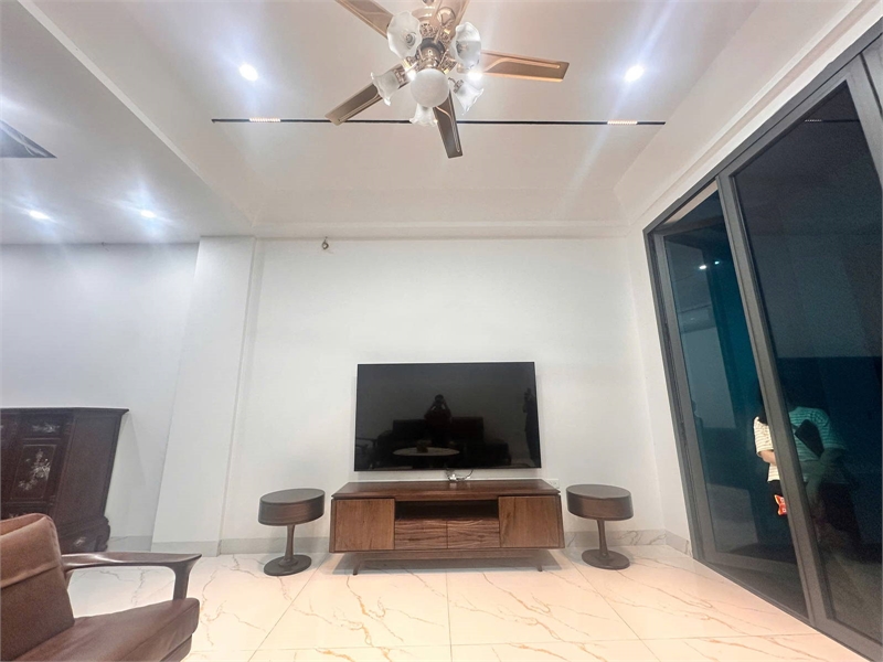 Bán Nhà Ngõ 205 Xuân Đỉnh – Ô tô Đỗ Cửa - 70m² x 4Tầng – MT 4.7m – Thang Máy – 21 Tỷ - Ảnh 1