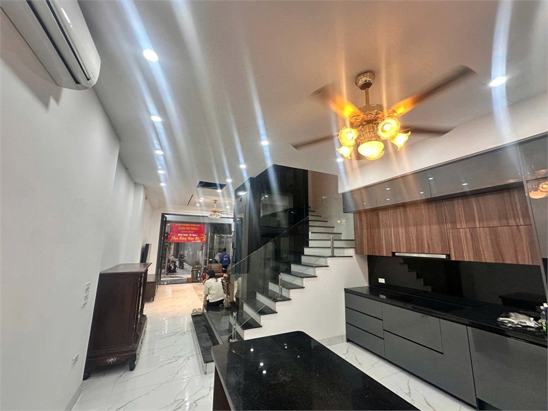 Bán Nhà Ngõ 205 Xuân Đỉnh – Ô tô Đỗ Cửa - 70m² x 4Tầng – MT 4.7m – Thang Máy – 21 Tỷ - Ảnh chính
