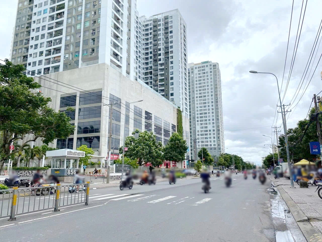 Bán lô đất mặt tiền khu dân cư phong Phú 5 đối diện bến xe Q8 - Ảnh 1