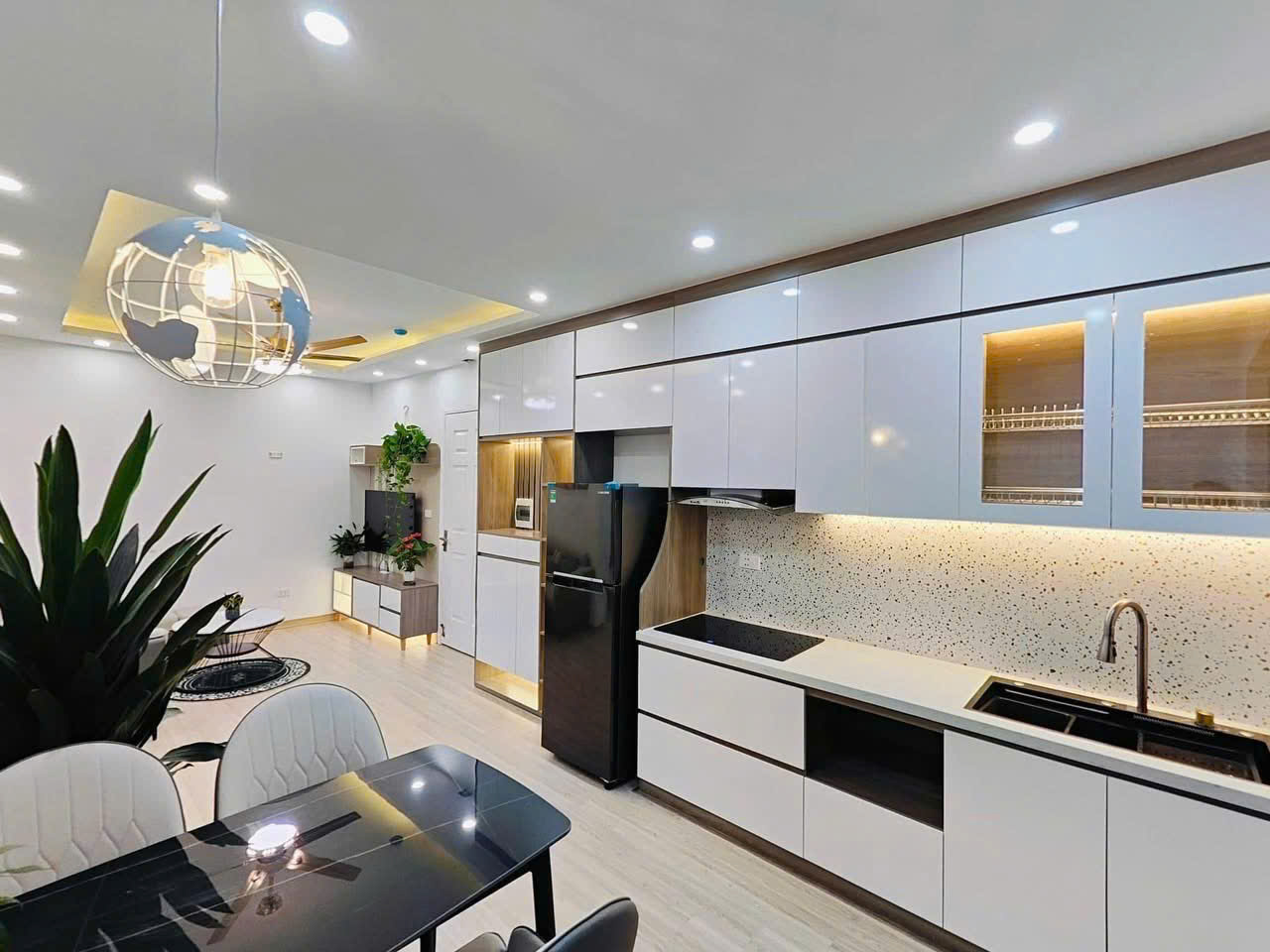 Chính chủ gửi bán căn hộ HH1 Linh Đàm, Hoàng Mai, 67m2, 2 ngủ, giá 2.x tỷ - Ảnh 2