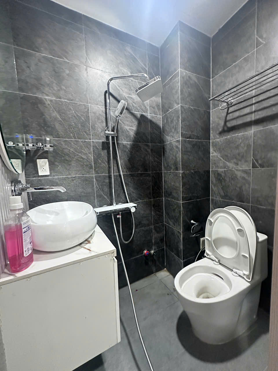 Nhà lửng, lầu hẻm oto 5m sát MT đường Nguyễn Thị Tần P2Q8 - Ảnh 2
