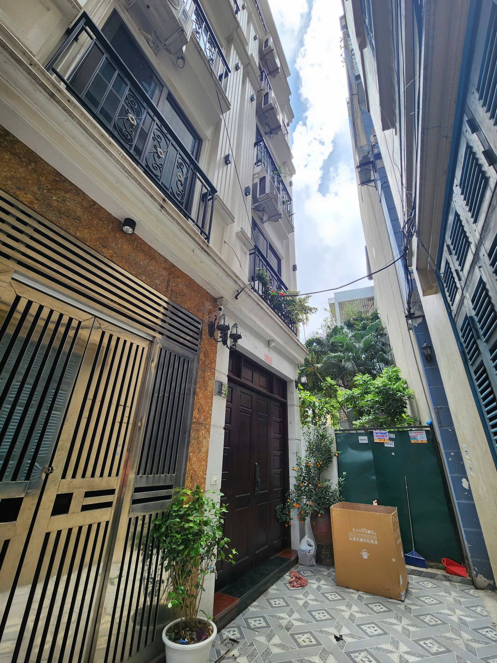 Siêu đẹp Lạc Long Quân, lô góc, gần Hồ Tây - Ảnh chính