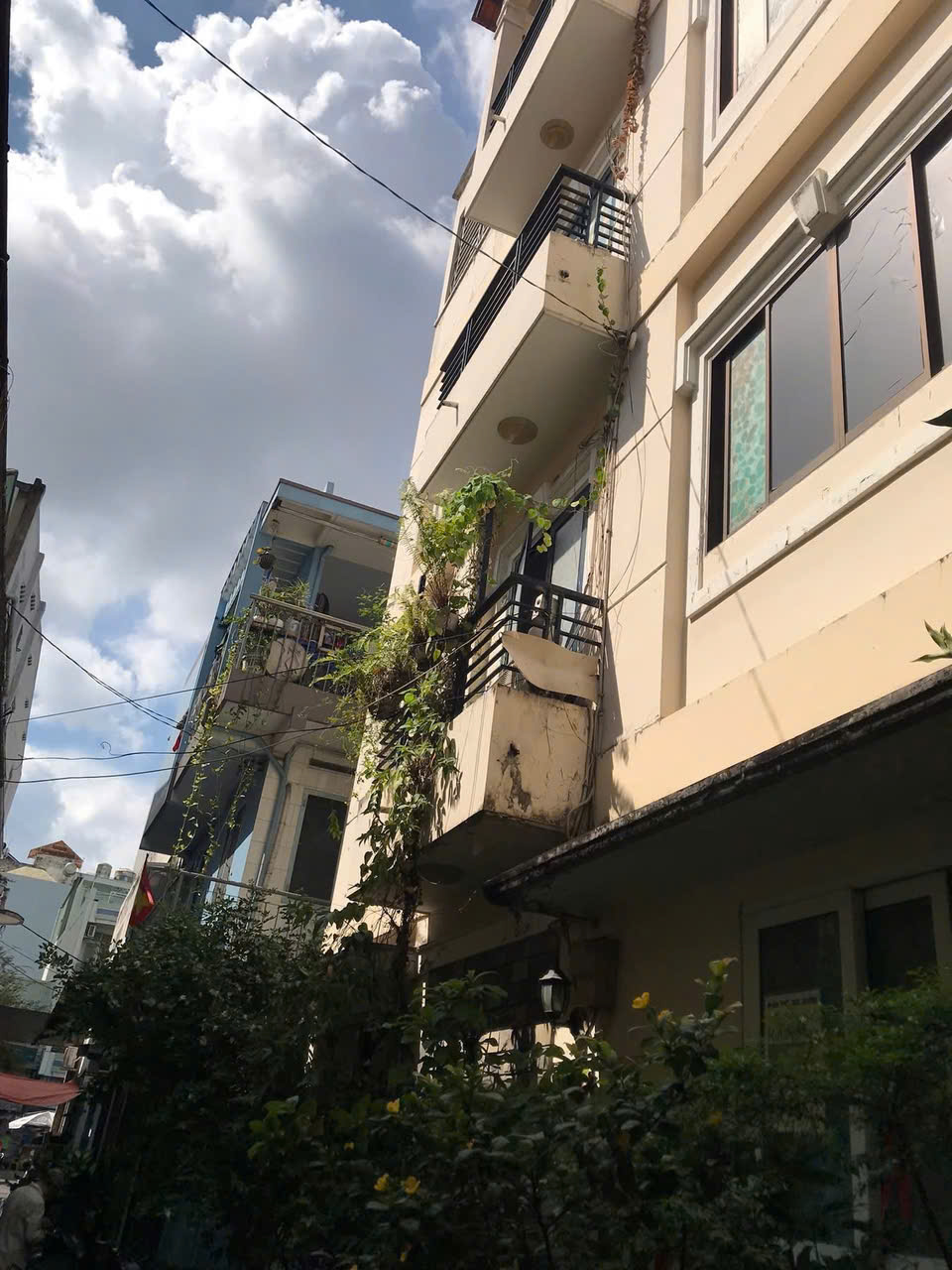 BÁN NHÀ CHÍNH CHỦ QUẬN 1 - NGANG KHỦNG 10M2 - Ảnh chính