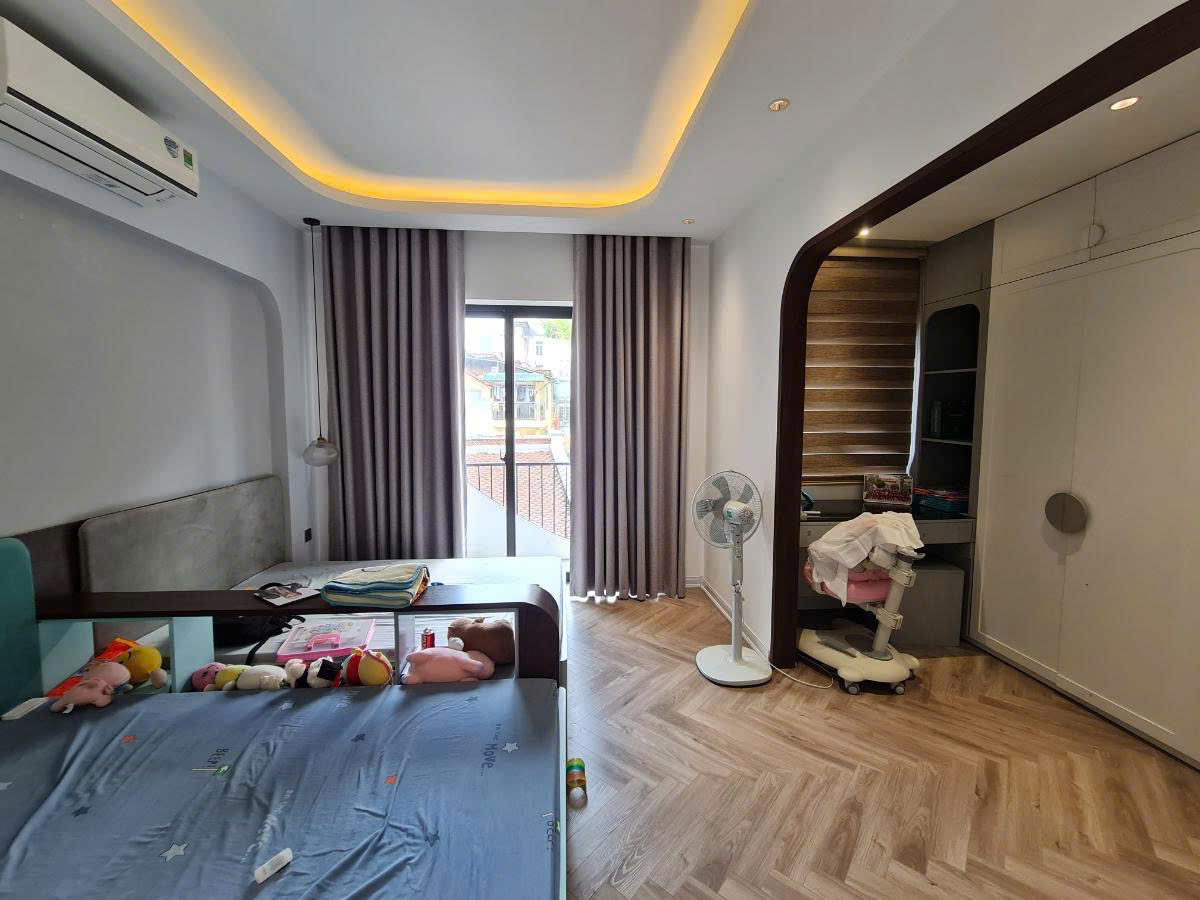 NGÕ CHỢ KHÂM THIÊN - NGÕ THÔNG - NHÀ ĐẸP DT 42m2 5 tầng MT 5.2m Giá 13.9 tỷ - Ảnh 1