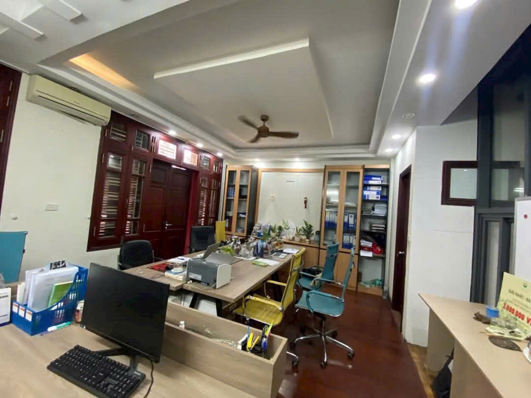 PHÂN LÔ Ô TÔ – KINH DOANH – TRUNG KÍNH, CẦU GIẤY 75M² X 5T, MT 6M GIÁ 36.5 TỶ - Ảnh chính
