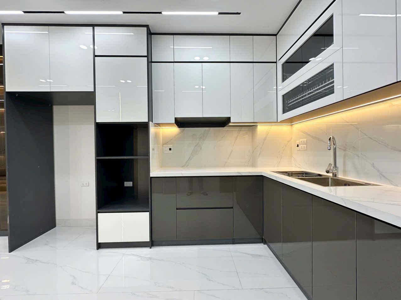 Nhà đẹp MP Dương Văn Bé, HBT giá 27.5 tỷ, 70m2x6T, ẢNH THẬT - Ảnh chính