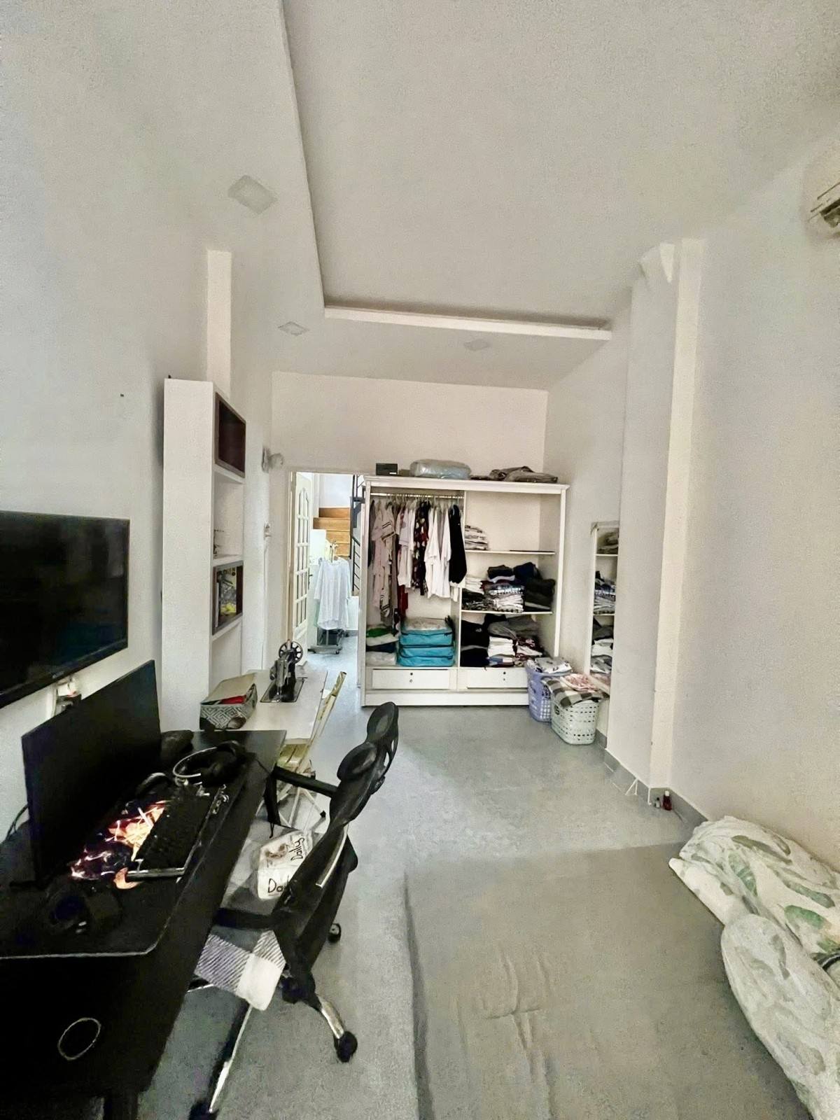 Nhà 3 phòng ở ngay Quận 10 - 463B CMT8 - 0931399266 - Ảnh chính