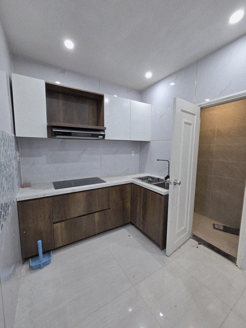 ♥ Nhà Kiệt 3m sát MT Trần Quý Cáp, Thạch Thang, 28m2, 2 tầng cứng đẹp, 2.6x tỷ - Ảnh 1