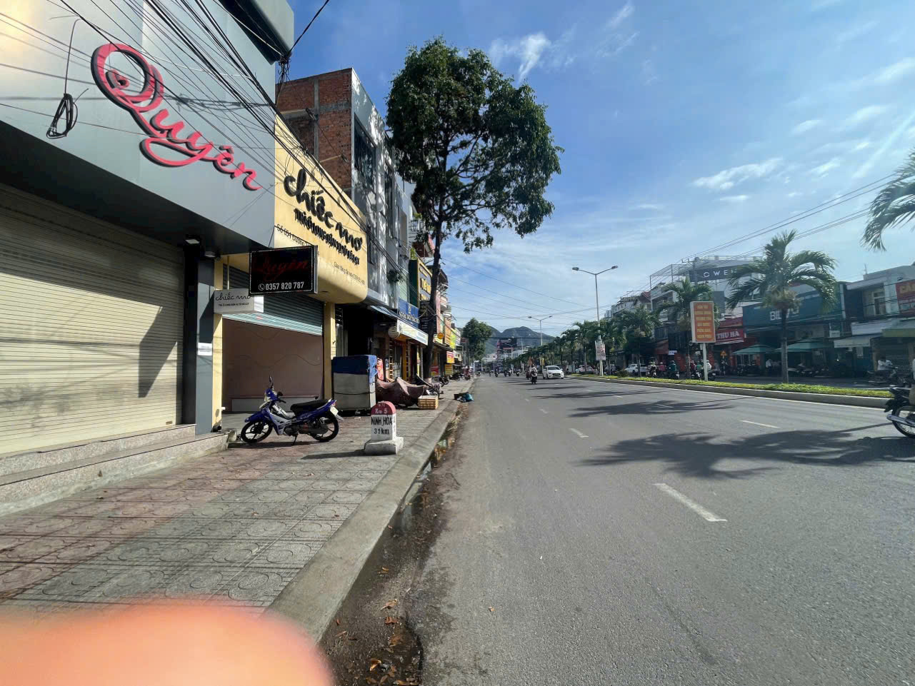 🔥BÁN NHÀ MẶT TIỀN ĐANG CHO THUÊ 15TR/TH ĐƯỜNG 2-4 VĨNH PHƯỚC TP NHA TRANG - Ảnh 1