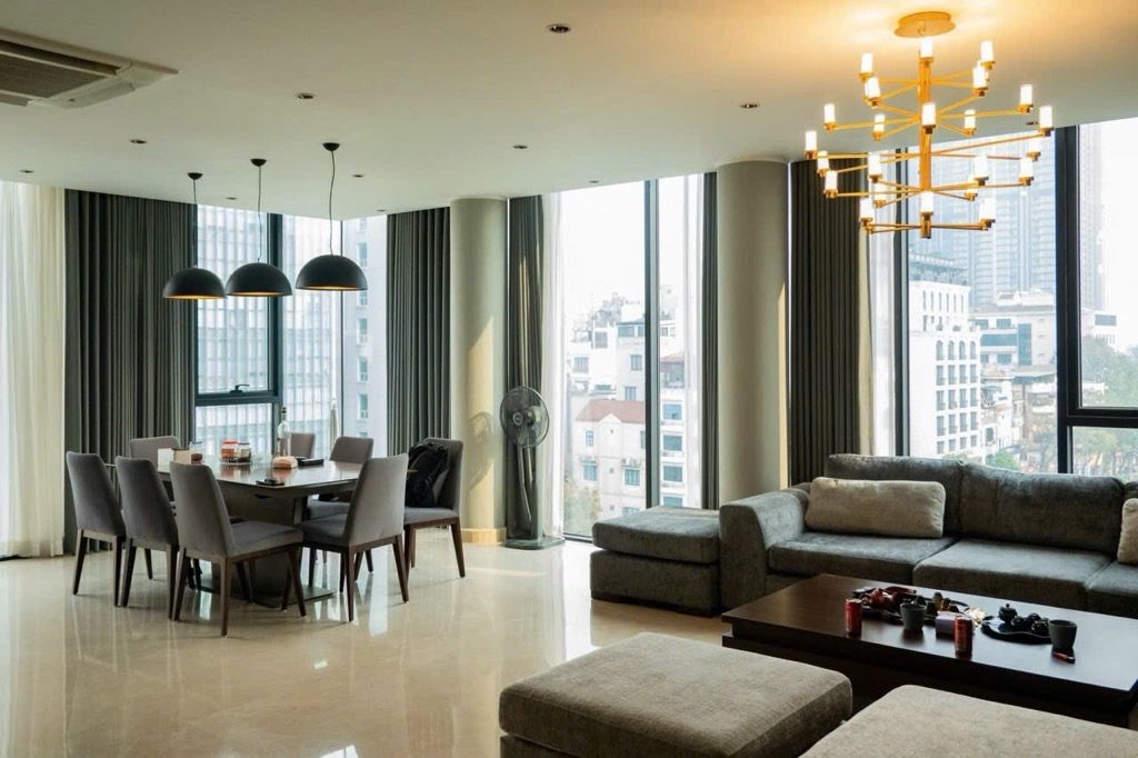 (Tin thật 100%) Bán nhà lô góc 110m2 x 9 tầng tại mặt phố Liễu Giai - Để ở hoặc cho thuê 3,5 tỷ/năm - Ảnh 1