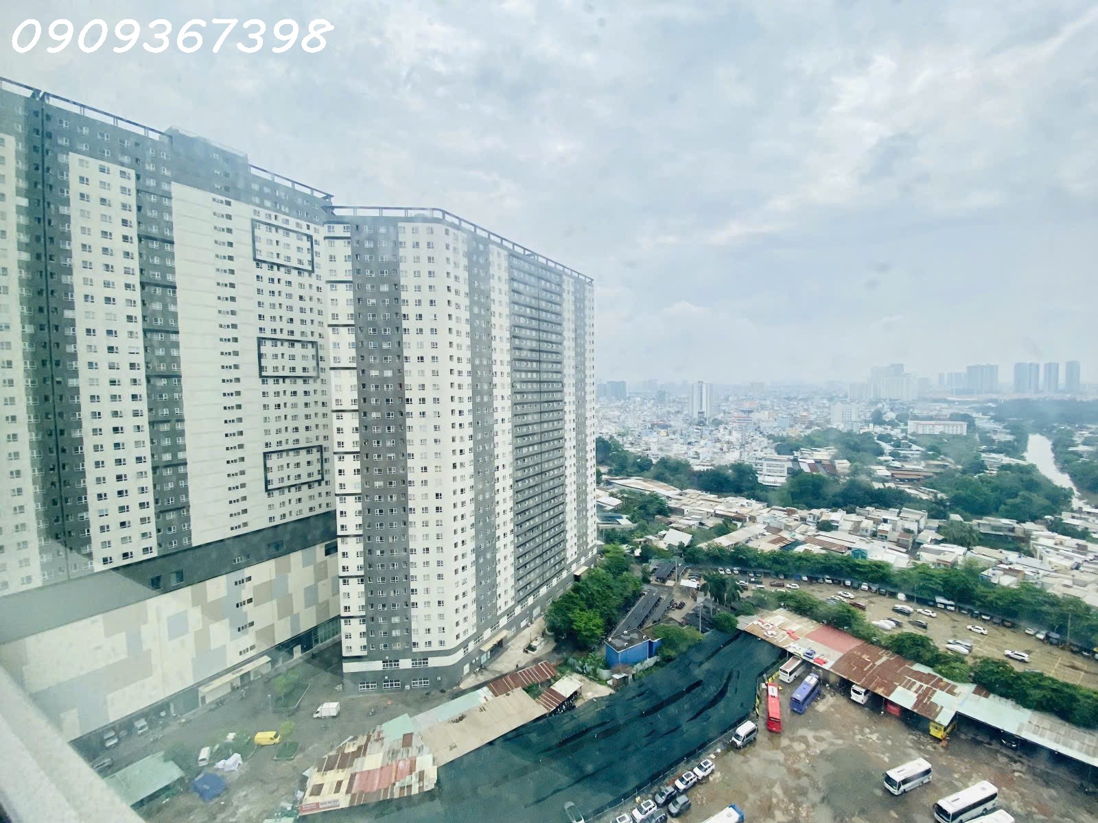 CĂN HỘ NGAY MẶT TIỀN CAO LỖ - GẦN PARC MALL - VIEW QUẬN 1 - GIÁ CỰC TỐT - Ảnh chính