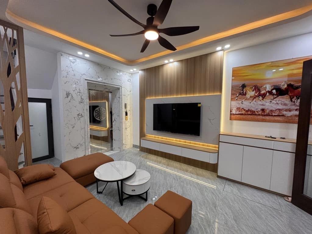 🏢 BÁN NHÀ 7 TẦNG – THANG MÁY – GẦN ĐẠI HỌC – Ô TÔ – MINH KHAI - Ảnh 1