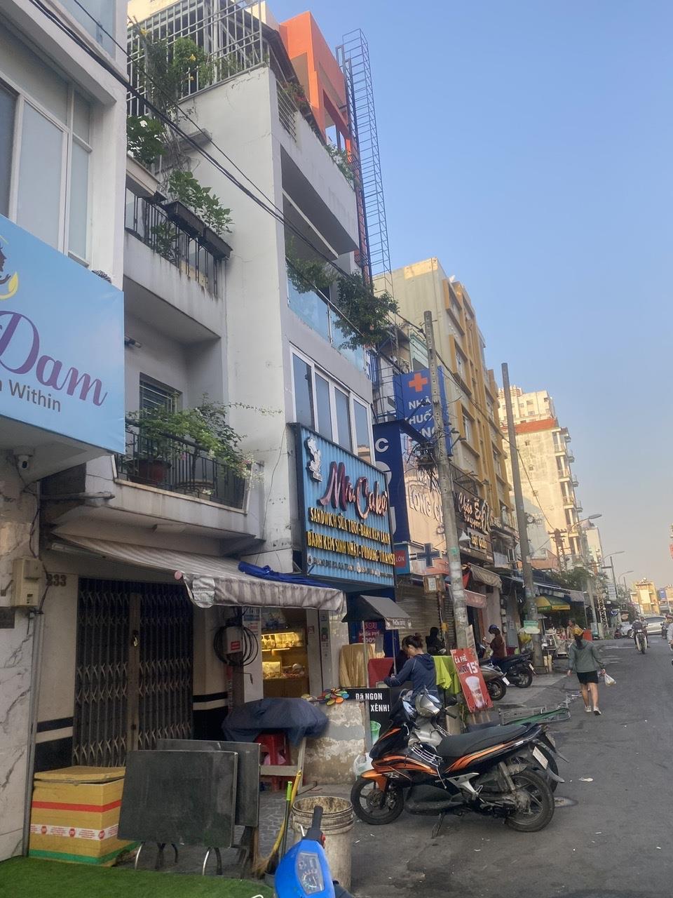 **+HƠN 13.8Tỷ -Lô Góc Mặt Tiền 5Tầng 48m Ngay Trần Bình Trọng-Cao Đạt Quận 5 - Ảnh chính