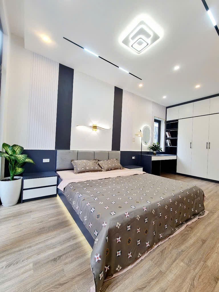 Nhà Đội Cấn đẹp như khách sạn, tặng lại toàn bộ nội thất, chỉ cần xách vali về ở - Ảnh 3