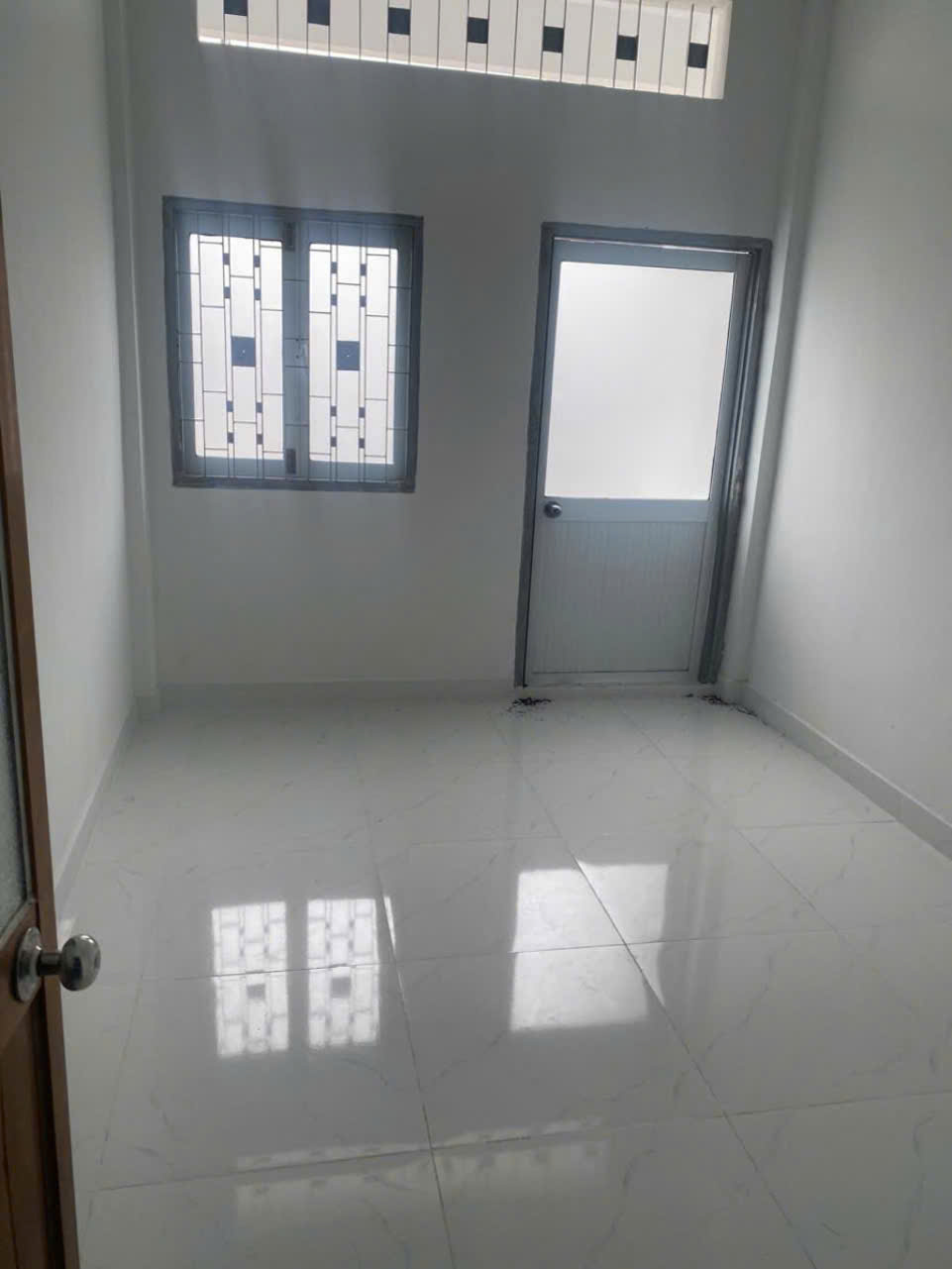 Mặt tiền chợ nhà 3 tầng Nguyễn Chế Nghĩa bán gấp Quận 8 - Ảnh 2