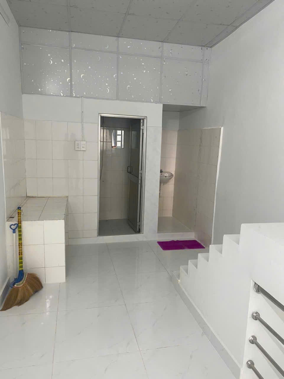 Mặt tiền chợ nhà 3 tầng Nguyễn Chế Nghĩa bán gấp Quận 8 - Ảnh 3