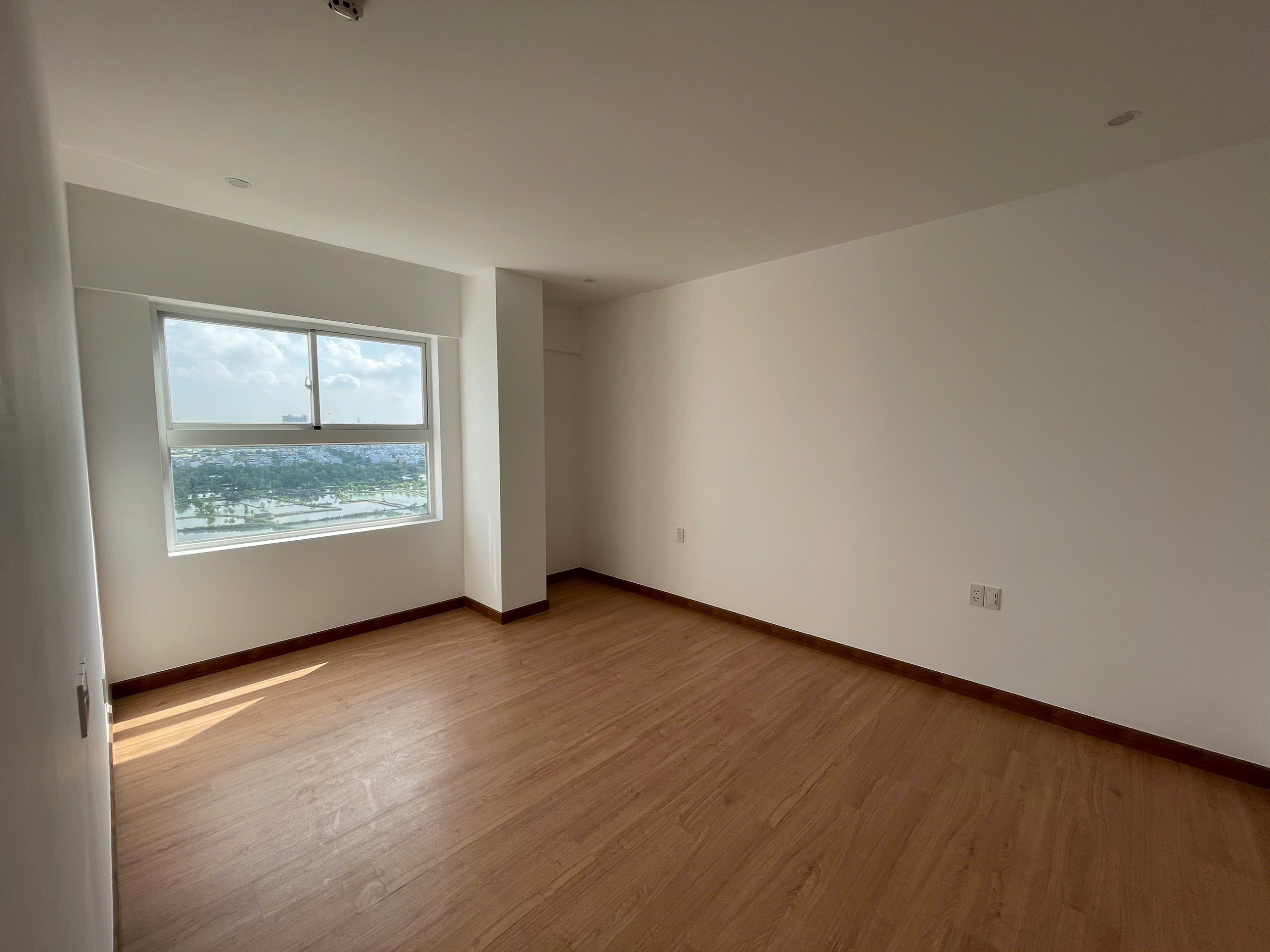 Chính chủ cần bán penthouse sân vườn 130m2 3PN - Ảnh 4