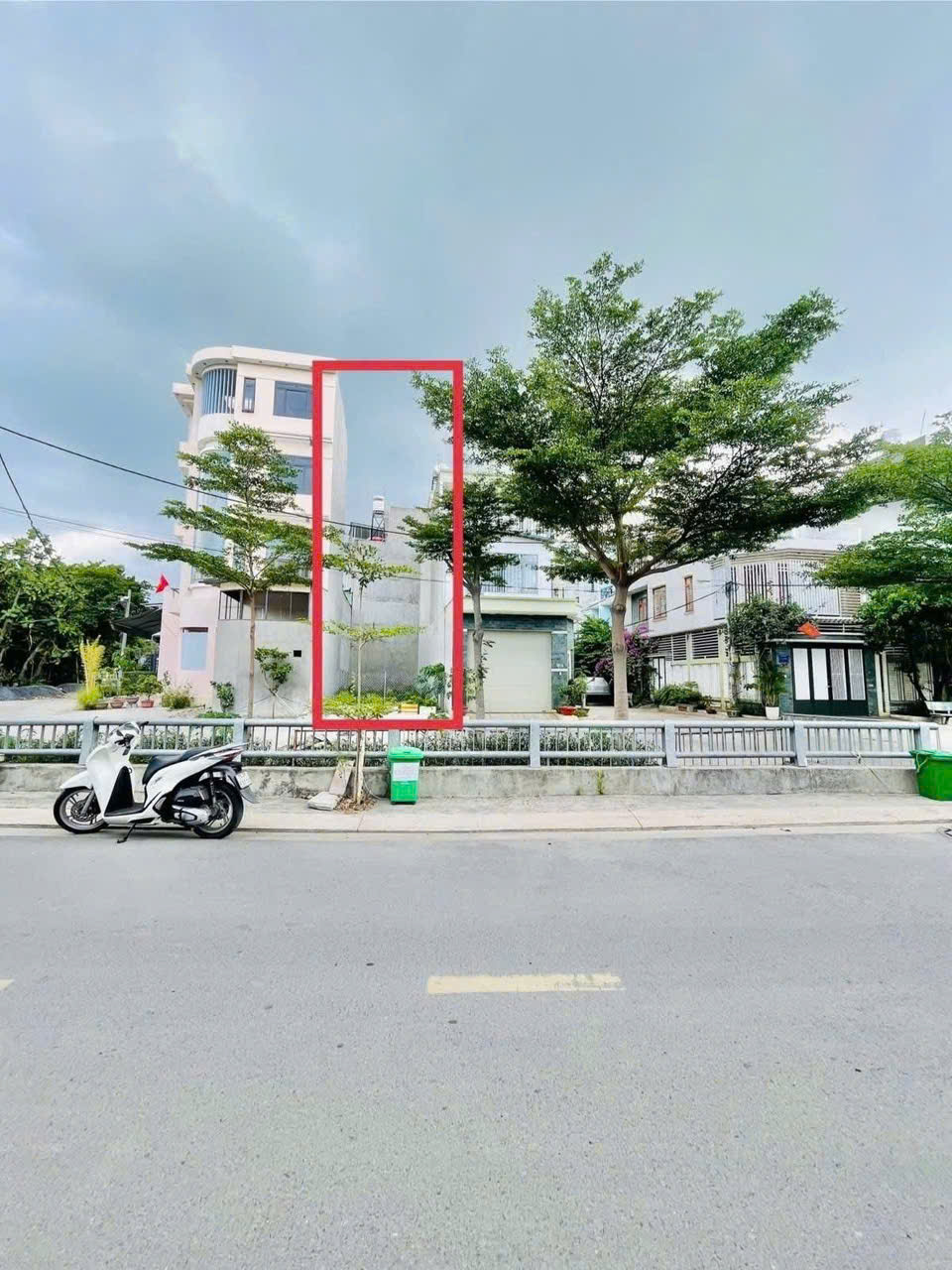ĐẤT (5.1x22) MẶT TIỀN ĐƯỜNG 20M – QUẬN 12 – GIÁ CHỈ 5.5 TỶ (GẦN ĐÌNH QUỚI AN) - Ảnh 2