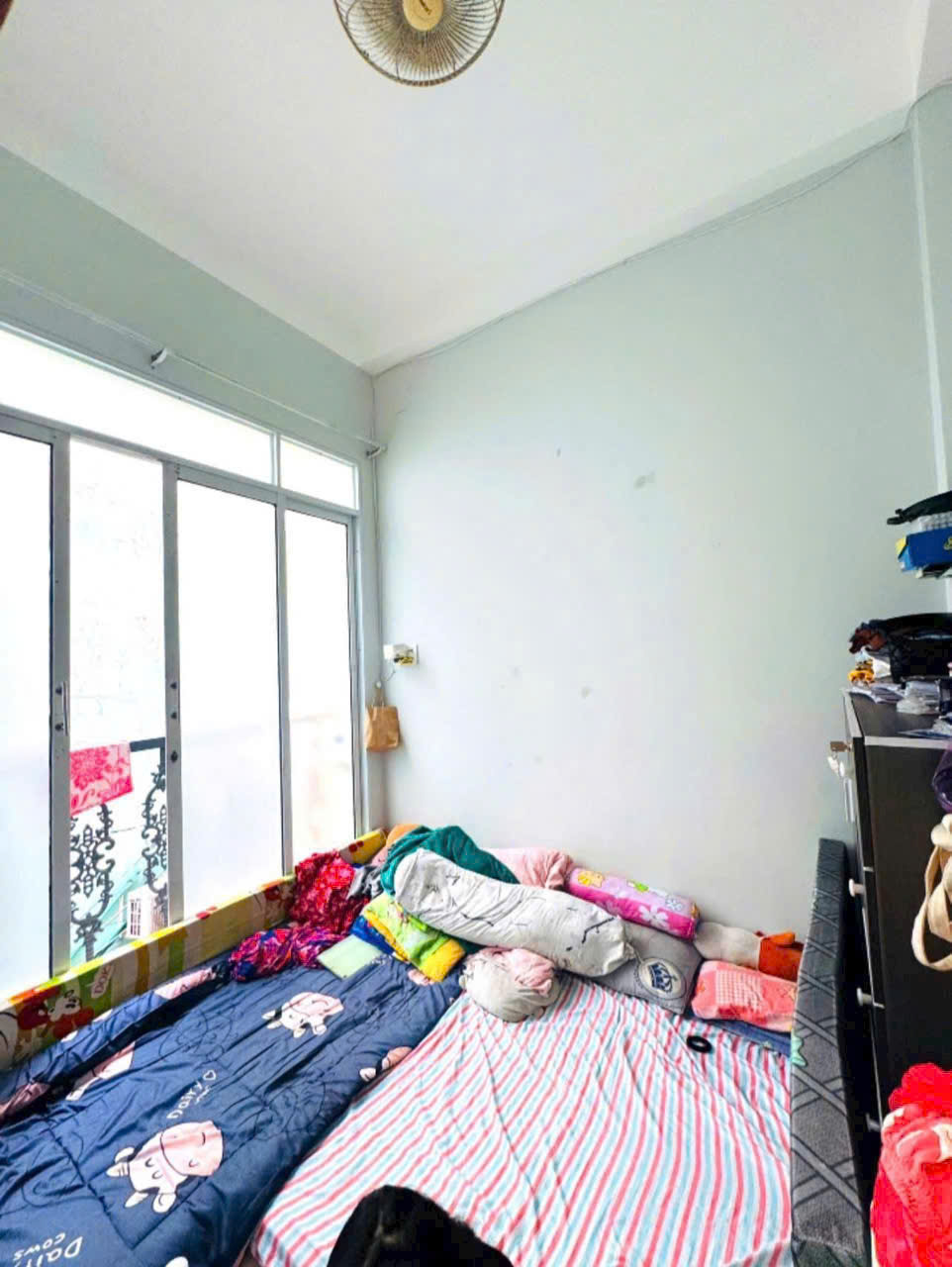 SÁT MẶT TIỀN VĨNH KHÁNH TRUNG TÂM Q 4 <br><br>DT 30 M2 CÓ 1 TỶ - Ảnh 3