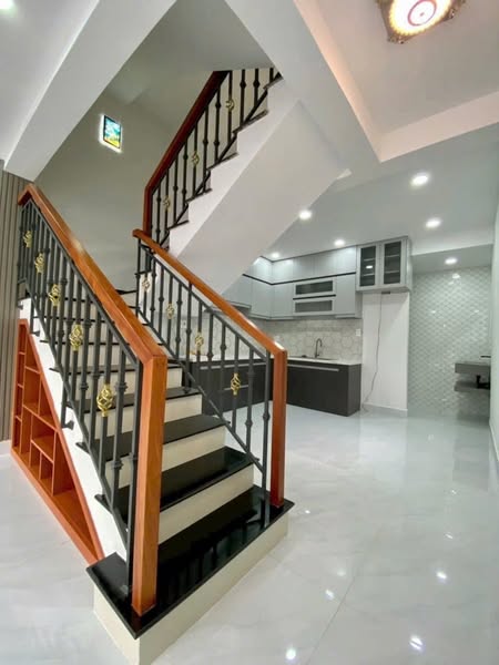 NHÀ 3 LẦU MỚI - HXH -  GIÁP Q11 - TÂN BÌNH - CÁCH MẶT TIỀN 1 CĂN - CHỈ 5.X TỶ - Ảnh 1