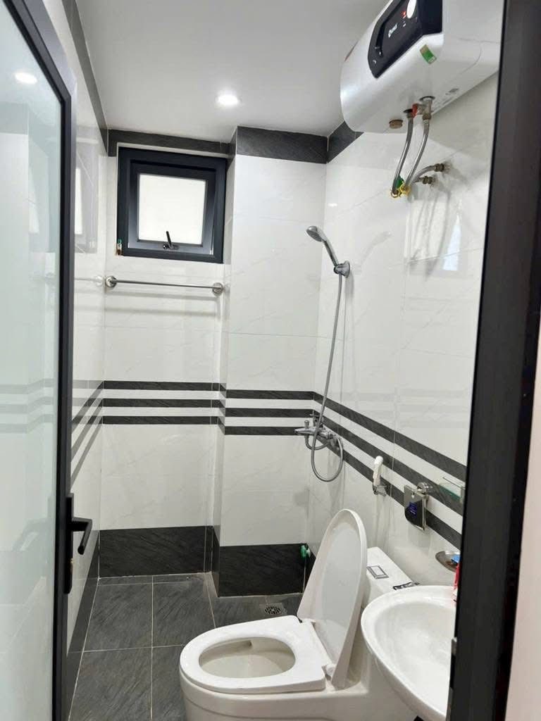 BÁN NHÀ HXH ĐINH BỘ LĨNH , XÂY MỚI 40M2 - 3 TẦNG -3 PN MASTER - PL CHUẨN - CHỈ 5.8 TỶ - Ảnh 2