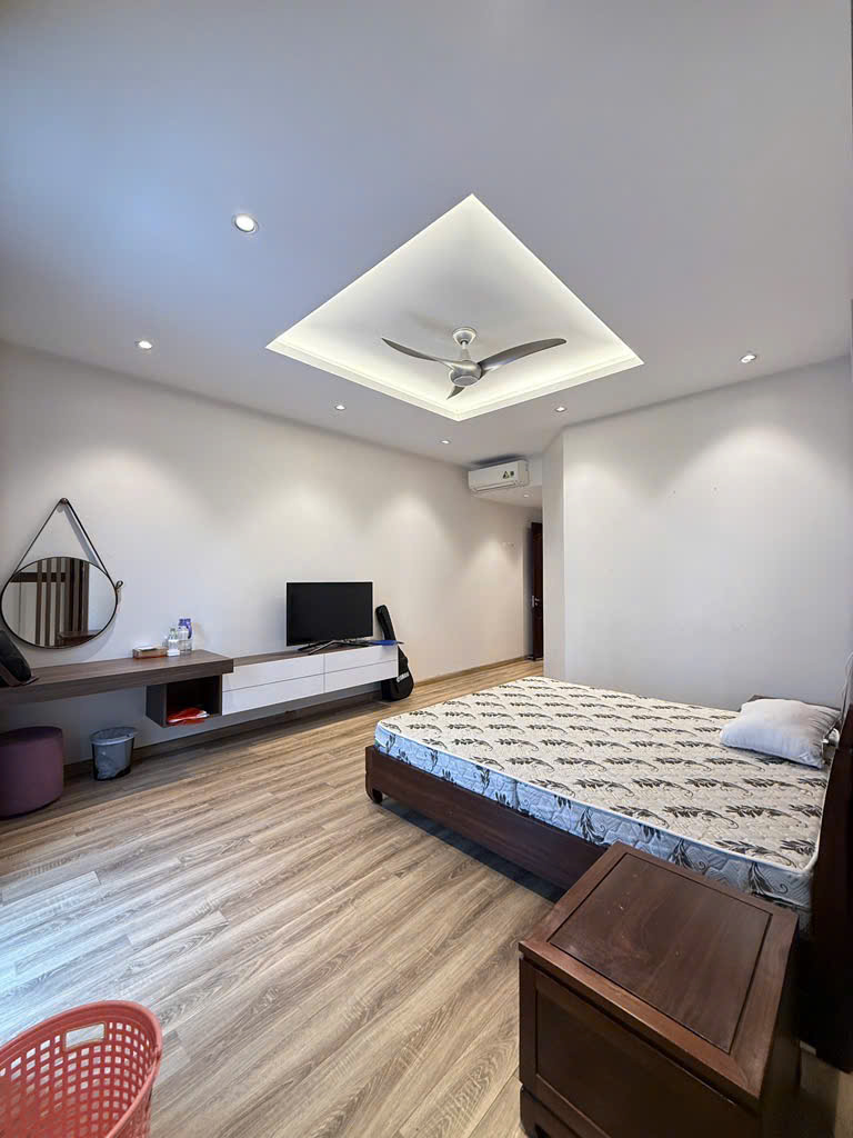 ĐẲNG CẤP ĐÁNG SỐNG, LIỀN KỀ LÔ GÓC VINHOMES RIVERSIDE 180M, 4T, MT8M, KHÔNG GIAN THƯỢNG LƯU. - Ảnh 1