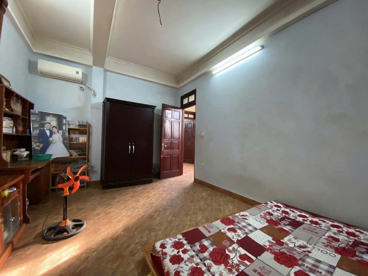 🏠 BÁN NHÀ TRUNG TÂM NGUYỄN VĂN CỪ – LONG BIÊN<br>💰 Giá: 7.85 tỷ  📐 Diện tích: 61m²  🚪 Mặt tiền: - Ảnh chính