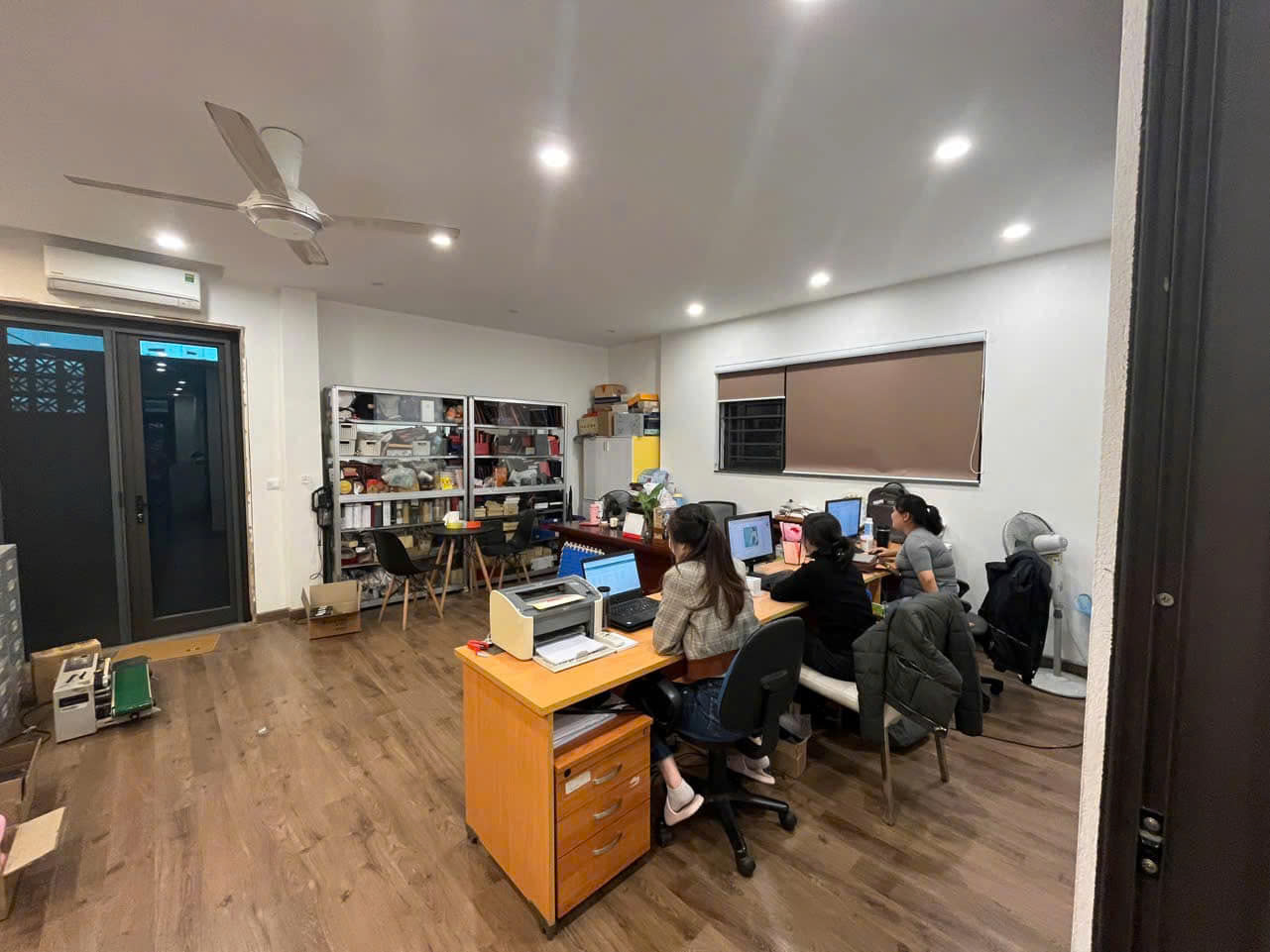 BÁN SIÊU PHẨM MẶT PHỐ KIM MÃ THƯỢNG - 82M² x 6 TẦNG THANG MÁY - DÒNG TIỀN 60TR/TH- GIÁ 36 TỶ - Ảnh 1