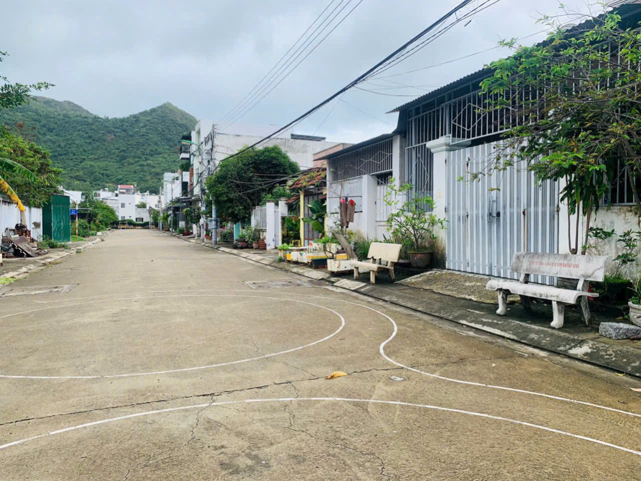 🌸🌸BÁN GẤP LÔ ĐẤT VĨNH HOÀ ĐƯỜNG RỘNG 9-10M CÁCH ĐƯỜNG 2/4 chỉ 300m - Ảnh 1