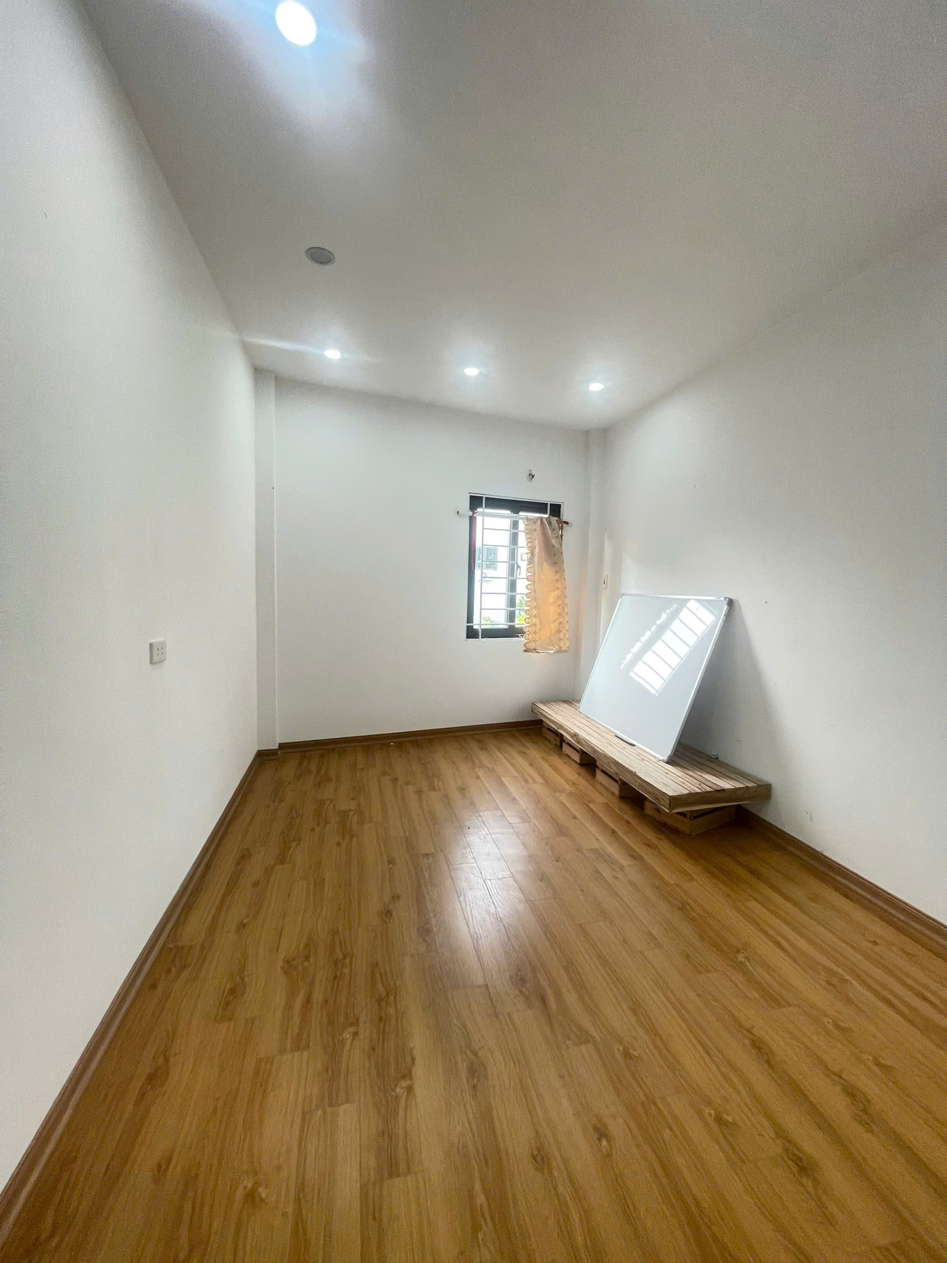 4 tỷ nhà Ngọc hồi, Thanh Trì, 40m2 xây 3 tầng , full công năng - ngõ nông ,gần ô tô. - Ảnh 5