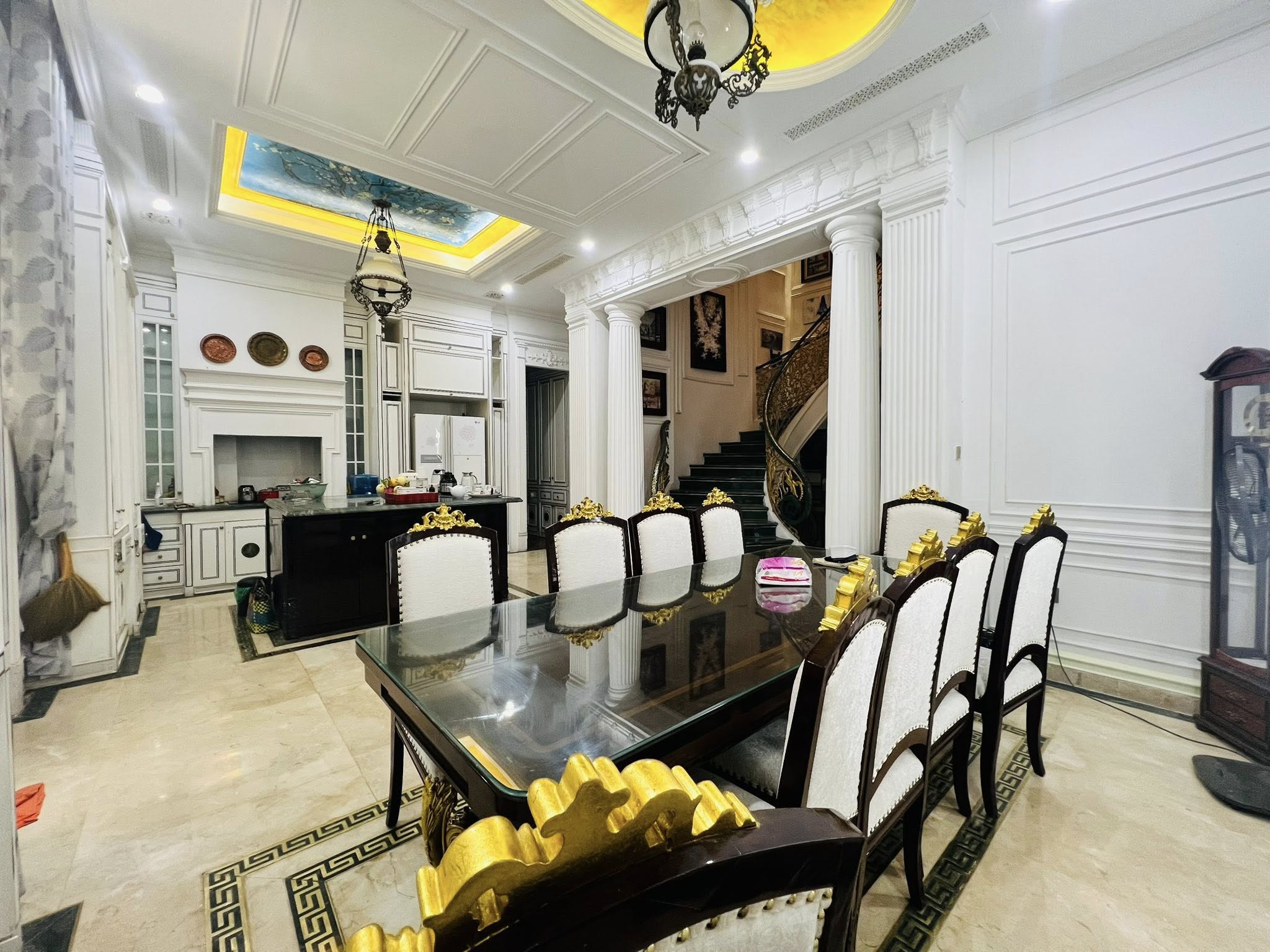 Biệt Thự Đẹp Thành Phố Giao Lưu, Từ Liêm, 240M2, Mặt tiền 8M, Gía Bán Chỉ 96 Tỷ - Ảnh 2