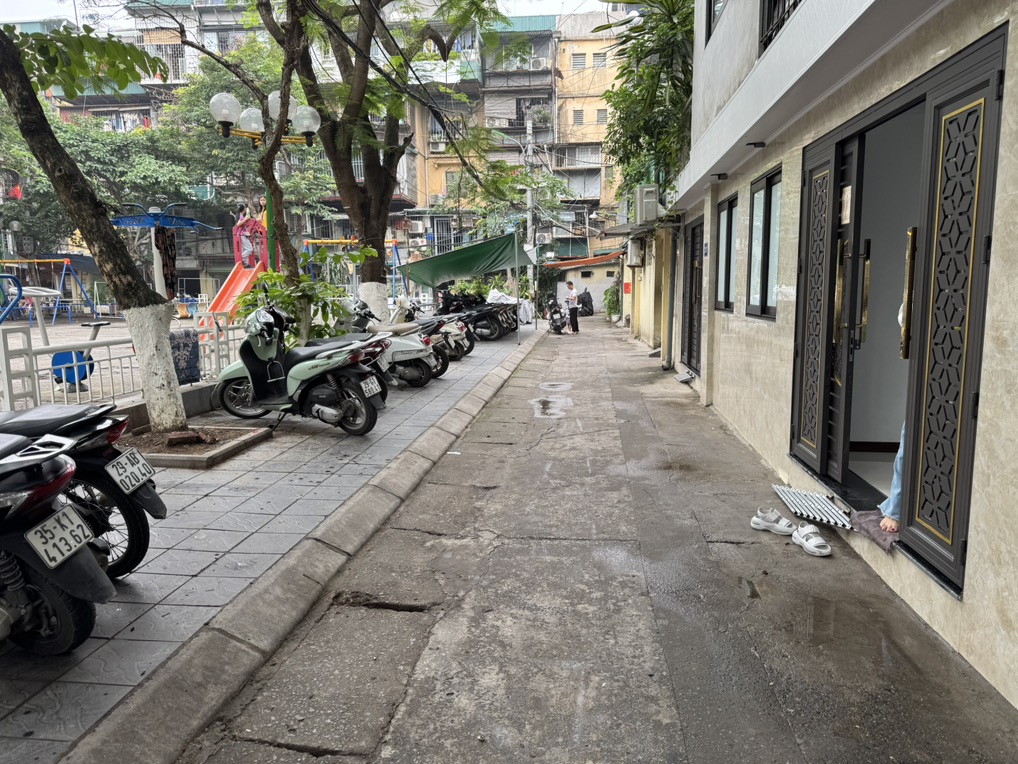CỰC HIẾM💥 LÔ GÓC 🏫 2 CĂN KINH DOANH SẦM UẤT MẶT TIỀN KHỦNG 🚘Ô TÔ ĐỖ CỬA 🚘 VIEW SÂN CHƠI, FULL - Ảnh chính