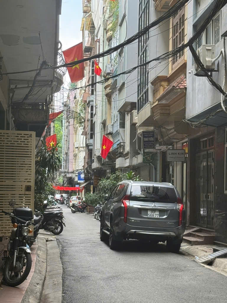 NGUYỄN CHÍ THANH - HUỲNH THÚC KHÁNG - KHU VIP, PHÂN LÔ, HIẾM NHÀ BÁN - 42M2X5T - 18.9 TỶ - Ảnh chính