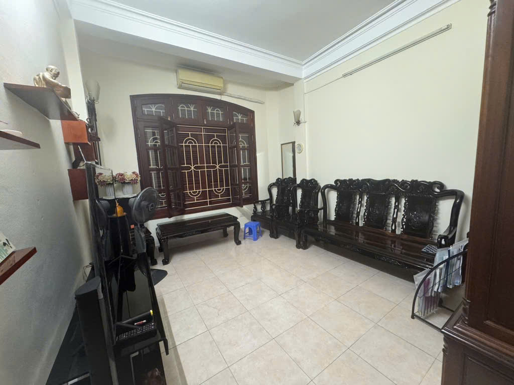 NGUYỄN CHÍ THANH - HUỲNH THÚC KHÁNG - KHU VIP, PHÂN LÔ, HIẾM NHÀ BÁN - 42M2X5T - 18.9 TỶ - Ảnh 1