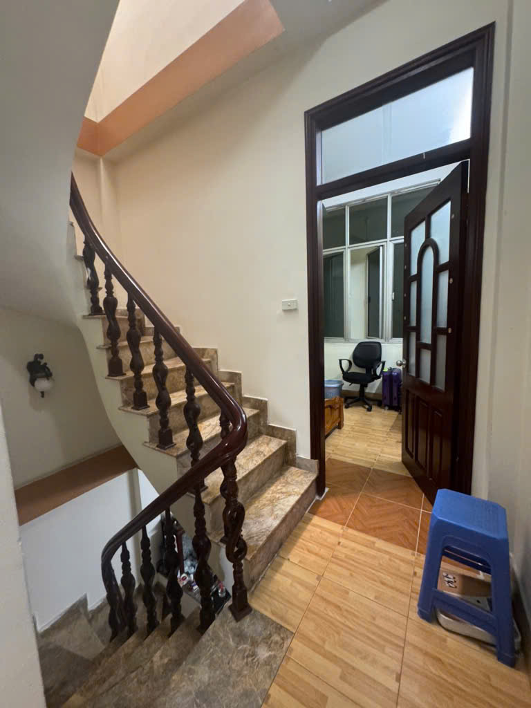 NGUYỄN CHÍ THANH - HUỲNH THÚC KHÁNG - KHU VIP, PHÂN LÔ, HIẾM NHÀ BÁN - 42M2X5T - 18.9 TỶ - Ảnh 3