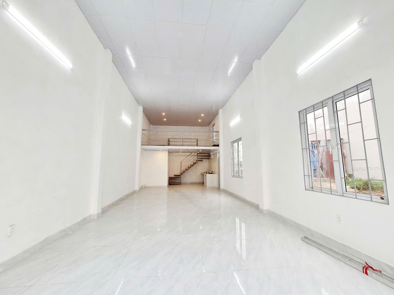Cho thuê nhà tuyến 2 Bùi Viện(TCD Tam Kỳ) Lê Chân Hải Phòng - Nhà Đẹp, Gần Trường Học và Chợ - Ảnh 1