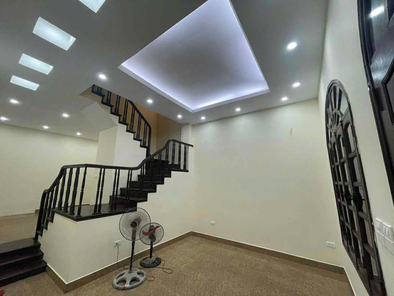 Cần cho thuê nhà gấp tại Lê Thanh Nghị Hai Bà Trưng, Hà Nội - Ảnh 2