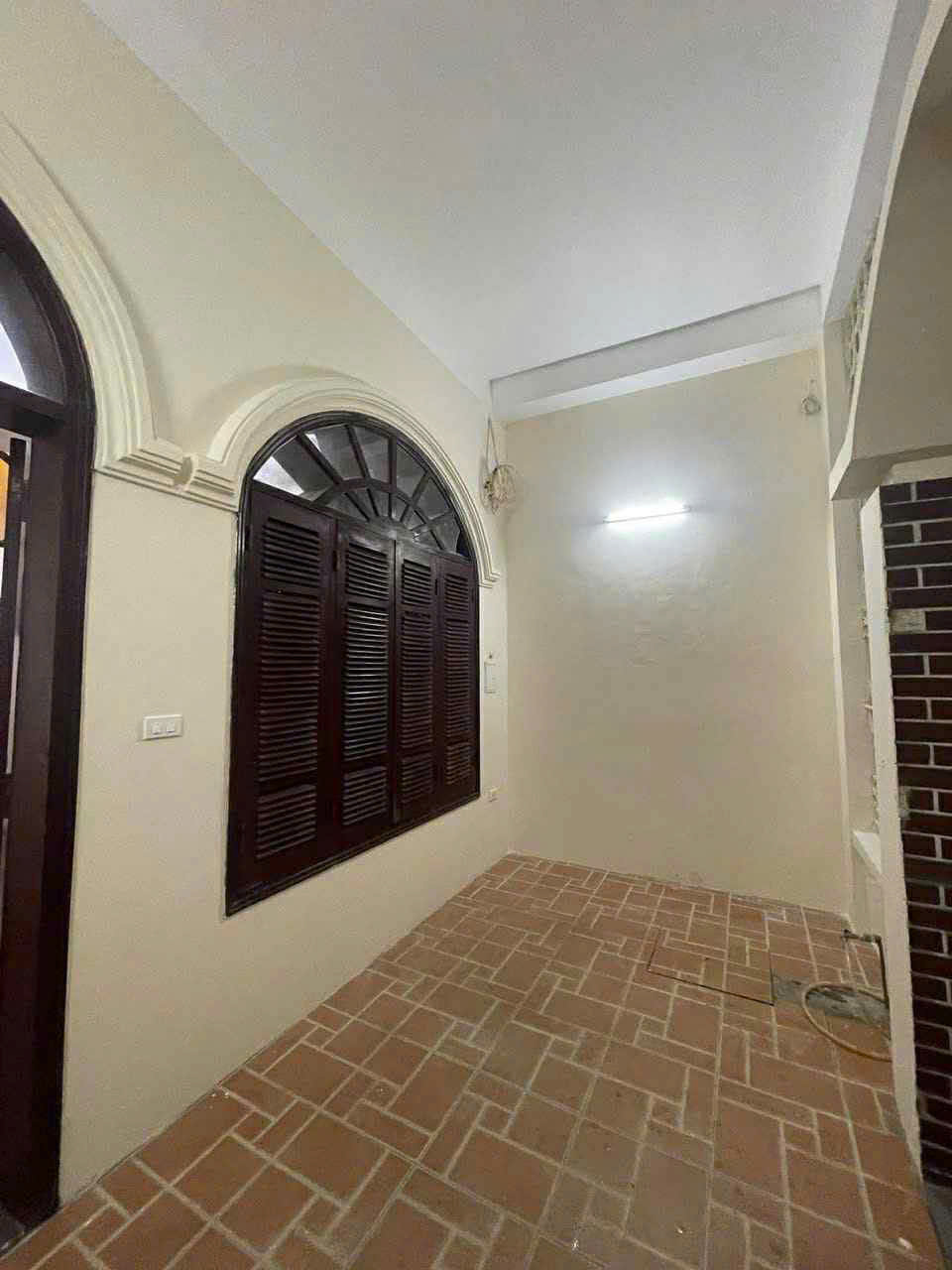 Cần cho thuê nhà gấp tại Lê Thanh Nghị Hai Bà Trưng, Hà Nội - Ảnh 1