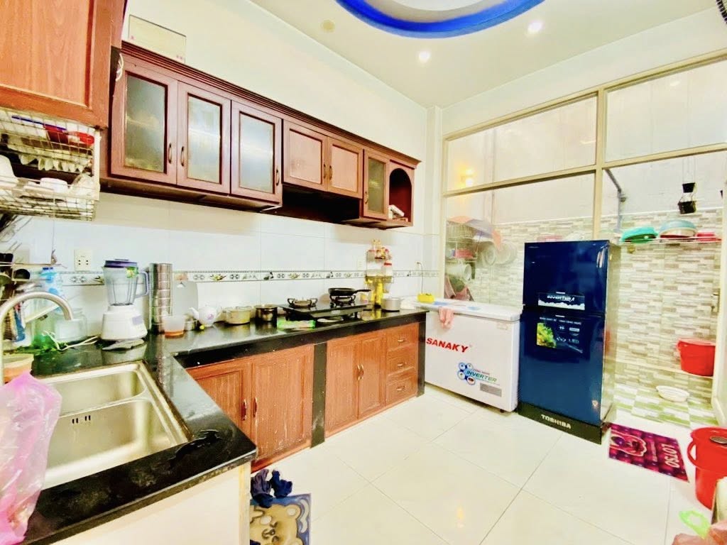 GẦN GA T3  - HẺM NHỰA THÔNG THOÁNG - NHÀ ĐẸP 3 TẦNG - 4PN - 52M NHỈNH 5 - Ảnh 2