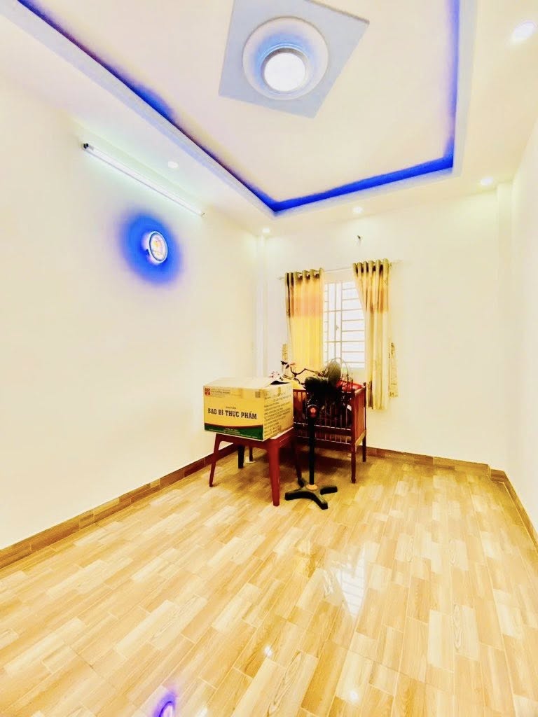 GẦN GA T3  - HẺM NHỰA THÔNG THOÁNG - NHÀ ĐẸP 3 TẦNG - 4PN - 52M NHỈNH 5 - Ảnh 3