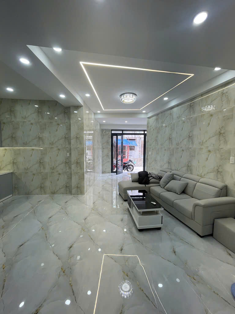 Mặt tiền thụt ngay Lê Quang Sung , sát chợ Minh Phụng, 47m2 Quận 6 chỉ 6,9 tỉ - Ảnh 3