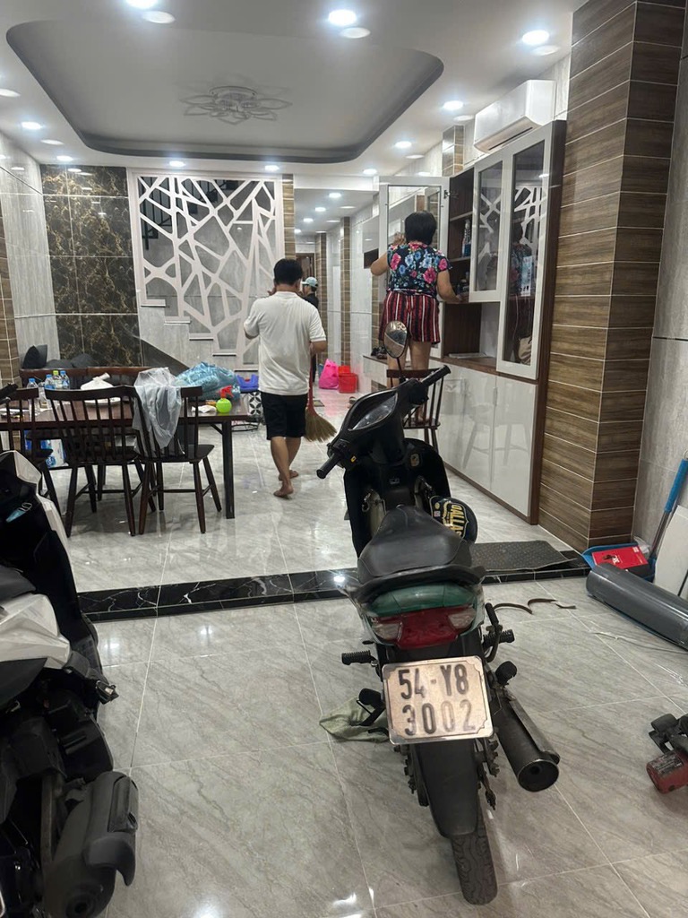 NHÀ ĐẸP - GẦN TRƯỜNG CHINH & ST EMART2 GV - HXH VÔ NHÀ - 76 M² - 2 TẦNG NHỈNH  7 TỶ - Ảnh 1