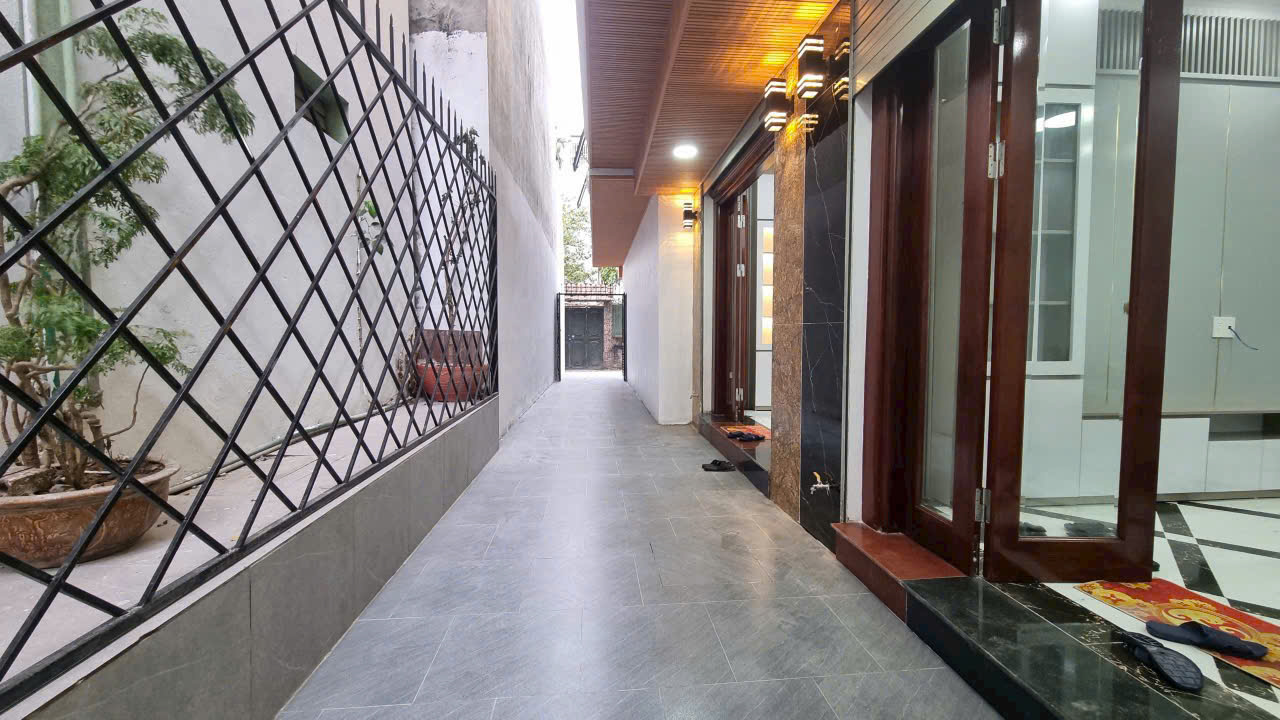 BÁN NHÀ 5 TẦNG XÂY MỚI – GIÁ CHỈ 7,5 TỶ TÂY HỒ- HÀ NỘI - Ảnh 1