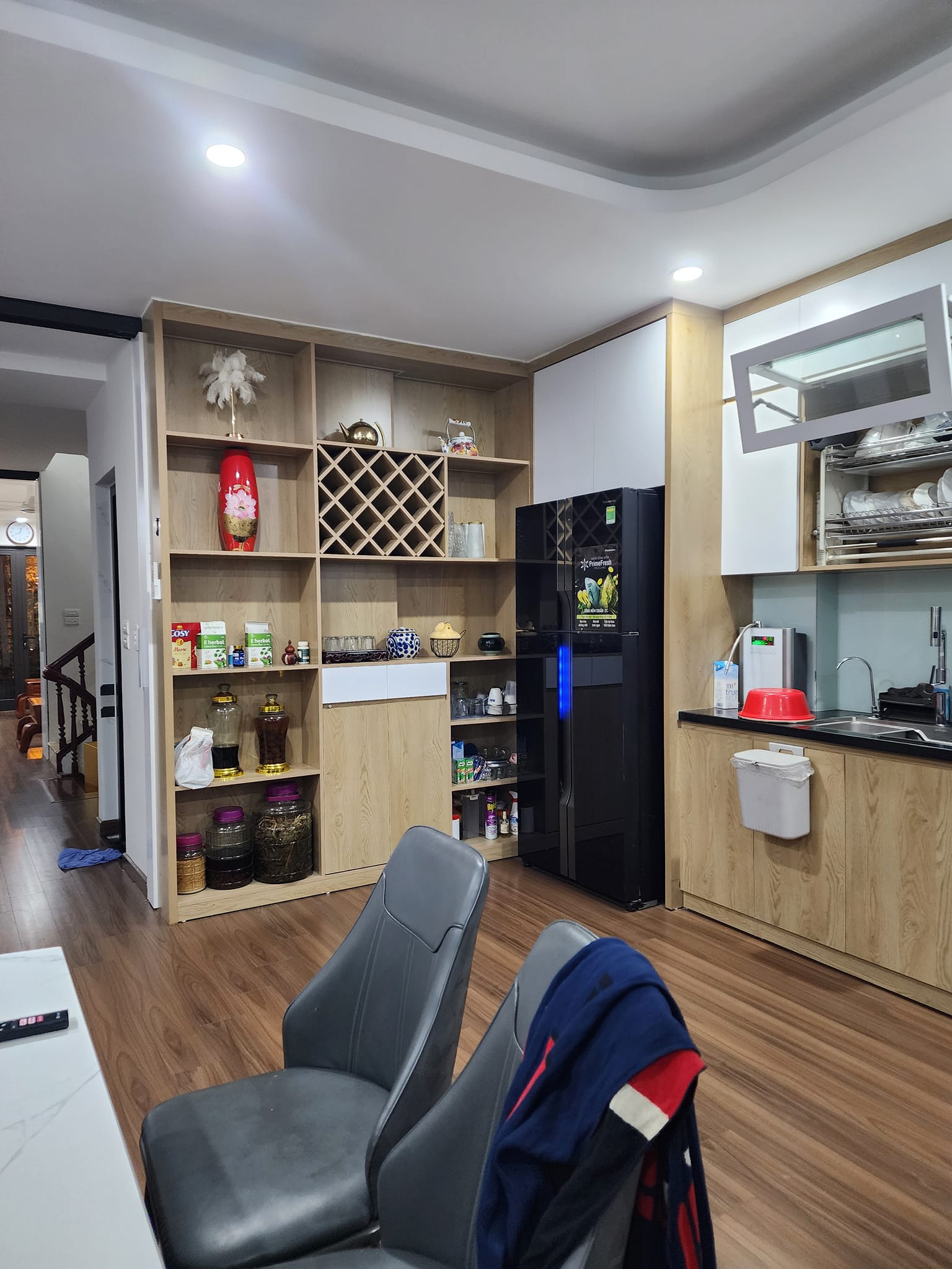 Bán nhà mặt phố Phùng Hưng, 55m2, mặt tiền 3.5m, 33 tỷ, dòng tiền 45 triệu/tháng - Ảnh 1