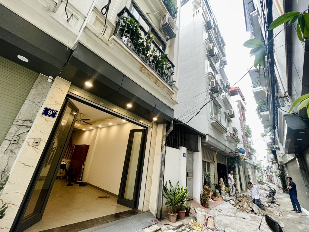 BÁN NHÀ BỒ ĐỀ 15 tỷ 55m NGÕ THÔNG Ô TÔ,SÁT MẶT PHỐ,LONG BIÊN HÀ NỘI - Ảnh chính